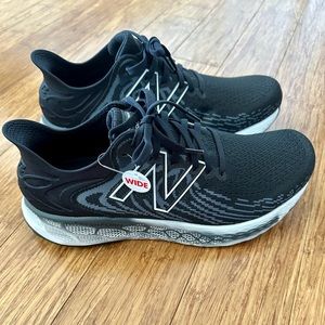 Men’s black New Balance running shoes. Men’s size 10 1/2 Extra Wide.